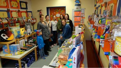 Bild: le
1550 Preise gibt es bei der  Tombola in der Kindertagesstätte. Ein neuer Rekord.