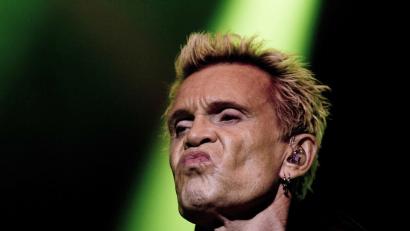 Bild: Paul Bergen
Billy Idol wird am Dienstagabend in Regensburg nicht auf der Bühne stehen.