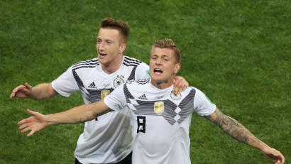 Bild: DPA, Agentur [agentur_dpa] (kontakt@onetz.de)
Marco Reus (links) und Toni Kroos wollen auch heute ab 16 Uhr wieder für Deutschland gegen Südkorea jubeln.