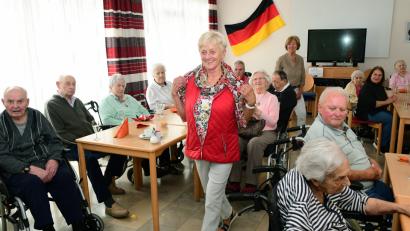 Bild: Petra Hartl
Rosemarie Dröll macht mit ihren 69 Jahren auf dem Laufsteg eine gute Figur.