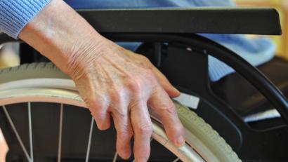 Bild: Patrick Pleul/Archiv
Viel getan habe sich bei der Integration von Menschen mit Behinderungen, sagt Bezirkstagspräsident Franz Löffler.