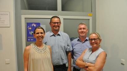 Bild: (exb)
Sie bilden die Führungsspitze der Kommunalpolitischen Vereinigung der CSU (von links): Gabi Donhauser, Vorsitzender Rupert Natter und Michaela Frauendorfer. CSU-Kreischef Stefan Ott (Zweiter von rechts) gratulierte.