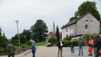 Bild: Beyerlein, Walter [BEY] (W.BEYERLEIN@T-ONLINE.DE)
Im Herrnpoint, der Graf-Sinzendorf-Straße und der Leuchtenberger Straße wartet eine Mammutaufgabe auf die Stadt. Die Straßen und Gehwege sind dringend sanierungsbedürftig.