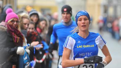 Bild: Reiner Fröhlich
Ein Top-Läuferin: Domenika Mayer, hier beim  Amberger Silvesterlauf.