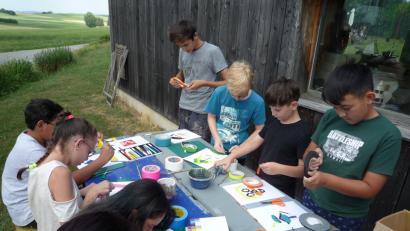 Bild: EXB
Die Zeit verging wie im Flug -  so die übereinstimmende Meinung der Klasse. Der Lohn waren viele tolle Kunstwerke, welche die Schüler anschließend mit nach Hause nehmen durften.