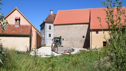 Bild: bö
Einen zweiten Zugang bekommt das Hammerschlossareal mit einem Fußweg von der Eisernen Brücke her. Der Marktgemeinderat hat sich einstimmig dafür entschieden. Im Finanz- und Investitionsplan werden dafür 150 000 Euro eingeplant.