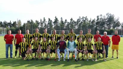 Bild: Neidl, Stefan [SNE] (neidl.stefan@gmx.de)
18 neue Spieler heißt die Sportvereinigung  Grafenwöhr für die 1. und 2. Mannschaft willkommen.