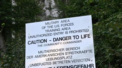 Bild: Hartl, Petra
Die Randgemeinden der Truppenübungsplätze Grafenwöhr und Hohenfels sollen bei der Gewährung von Ausgleichszahlungen für die damit verbundenen besonderen Belastungen gleich behandelt werden, fordern seit Jahren einige Kommunen. Mit einer entsprechenden Landtagspetition sind sie nun gescheitert