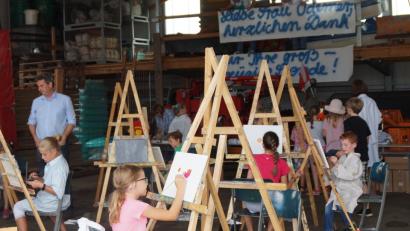 Bild: weu
Der Malkurs der Freunde der Kunst mit Kathrin Gierlach ist jedes Jahr ein Renner.