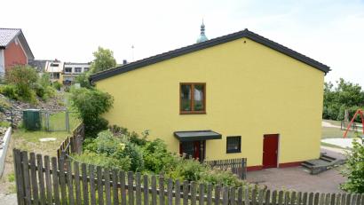 Bild: bey
Der Kindergarten St. Michael wird an der westlichen Giebelseite durch einen Anbau erweitert.