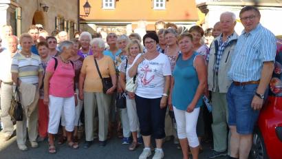 Bild: sön
Der Obst- und Gartenbauverein Vilshofen-Rieden besuchte gemeinsam mit dem OGV Heimaterde Ensdorf die Landesgartenschau in Würzburg.
