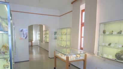 Bild: tu
Die Bilder zeigen Ausschnitte aus der bekannten und prämierten Pleysteiner Mineraliensammlung im Stadtmuseum.