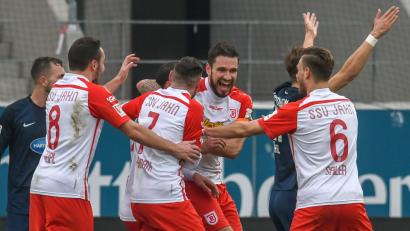 Bild: DPA, Agentur [agentur_dpa] (kontakt@onetz.de)
Der SSV Jahn Regensburg gastiert am Freitagabend in Rieden.