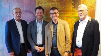 Bild: Bühner
Der Vorstand des Förderkreises für Kammermusik (von links): Schatzmeister Falk Knies, Schriftführer Christoph Skutella, Vorsitzender Christoph Thomas sowie stellvertretender Vorsitzender und künstlerischer Leiter Dr. Harald Roth.