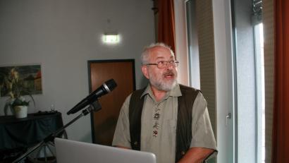 Bild: WRO
Alfred Wolfsteiner hat sich intensiv mit der Fuchsmühler Holzschlacht befasst. In den Mittelpunkt seiner Ausführungen stellte er Dr. Heim, der aus der Holzschlacht nicht wegzudenken ist.
