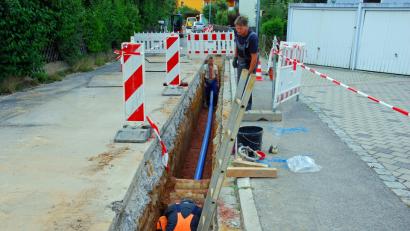 Bild: oy
Am Spittlberg wird eine neue Wasserleitung verlegt.