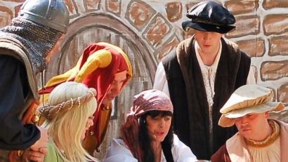 Bild: RGR
Man darf gespannt sein, was sich die Katholische Theatergruppe wieder ausgedacht hat.