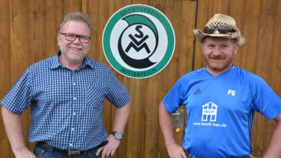 Bild: Josef Rosner
Ihr Herz schlägt seit vielen Jahren für den SVM: Die Brüder Gerhard und Peter Greim (von links) engagieren sich als 2. Vorsitzender und Platzwart.