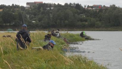 Bild: dl
Fast 150 Teilnehmer warfen beim Browning-Feeder-Cup die Angelruten am Eixendorfer Stausee aus.