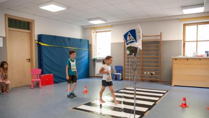 Bild: cfd
Die Kinder des Kindergartens St.Angelus hatten viel Spaß am Verkehrstraining