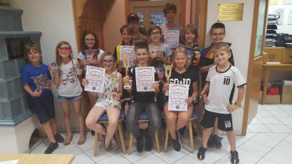 Bild: du
Die Jugendlichen des Schützenvereins "Hubertus" trugen ihre eigene Weltmeisterschaft aus - und zwar mit dem Luftgewehr.