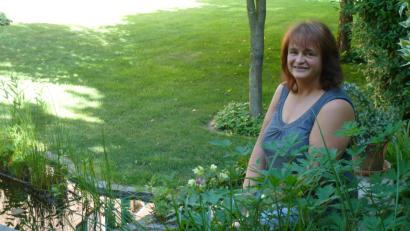 Bild: Portner
Ein Lieblingsplatz von Sabine Blab ist beim Gartenteich.