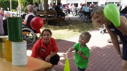 Bild: fjo
Im abwechslungsreichen Angebot stößt das Dosenwerfen bei allen Generationen auf Begeisterung.