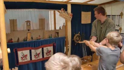 Archiv-Bild: aub
Ganz wie im Mittelalter: Wettbewerbe und Spiele für Kinder.