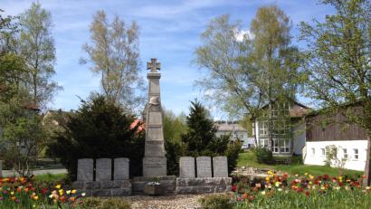 Bild: exb
Kriegerdenkmal in der Ortschaft Fuhrmannsreuth.
