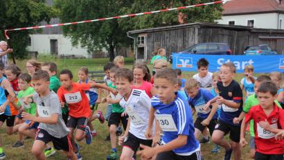 Bild: kro
Fulminanter Start der Kids über 1600 Meter.