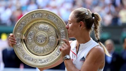 Bild: Jonathan Brady/dpa
Angelique Kerber genießt ihren größten Erfolg.