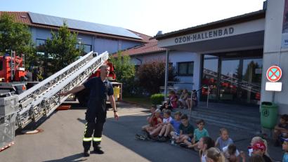 Bild: gi
Bei der Drehleiter streikte die Technik - ausgerechnet bei der Vorführung.