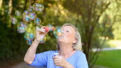 Bild: michaelheim - stock.adobe.com
Jeder Erwachsene sollte ab und zu auch mal wieder ein bisschen Kind sein dürfen.