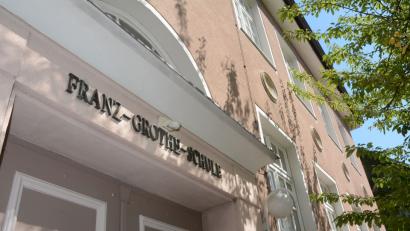 Bild: gsb
Seit 66 Jahren existiert die Franz-Grothe-Schule in Weiden. Jetzt gibt es Diskussionen um die Namensgebung.