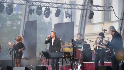 Bild: we
Bryan Ferry bei den Regensburger Schlossfestspielen