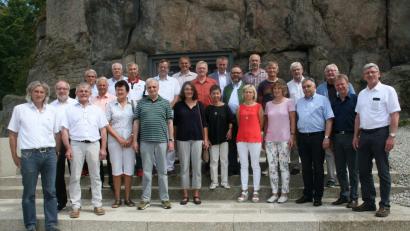 Bild: wro
Nach der Burgbesichtigung folgte das gemütliche Beisammensein mit den ehemaligen Schülern und Lehrern des Tirschenreuther Gymnasiums.