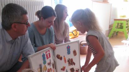 Bild: exb
Viel Wissenswertes lernten die Kinder beim Besuch des Zahnarzt-Teams.
