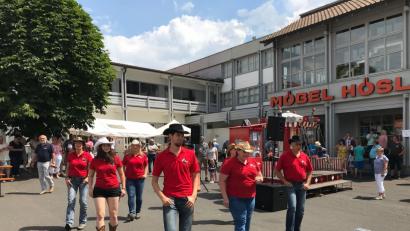 Bild: exb
Gewerbeschau bei Möbel Hösl.