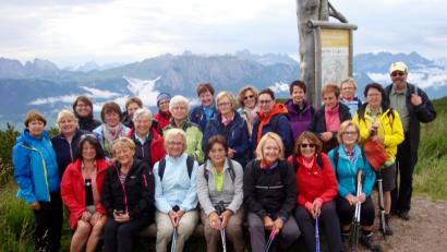 Bild: gsc
Wanderungen von der Schwarzseespitze zum Rittner Horn oder zu den Erdpyramiden in Lengmoos forderten und stärkten die Teilnehmerinnen.