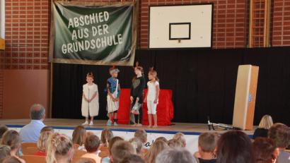 Bild: den
Verabschiedung der 4. Klasse