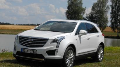 Bild: Michael Ascherl
Die Farbe heißt Crystal White Tricoat. Doch wie heißt das Auto?