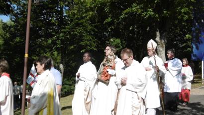 Bild: mma
Einzug der Zelebranten auf dem Annaberg.