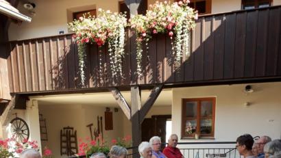Bild: exb
Beim Kaffeeplausch besprechen die Senioren der Wanderfreunde auch die nächsten Termine.