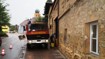 Bild: sir
In die Keller der Brauerei Jacob drückte nach dem Gewitter am Donnerstag Nachmittag das Wasser.