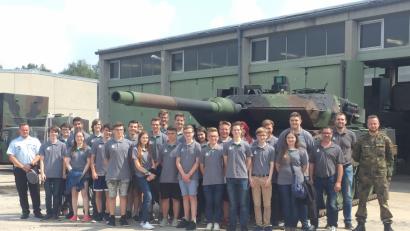 Bild: exb
Viel Wissenswertes erfuhren die Fachoberschüler beim Besuch des Panzerbataillons 104 in Pfreimd.