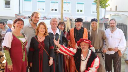 Bild: mfh
Zwei Tage verbringt die Abordnung des Stiber-Fähnleins bei den Nibelungen-Festspielen in Plattling.
