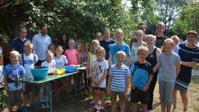 Bild: jr
Großen Spaß hatten zahlreiche Kinder bei einer Pizza-Backaktion der Jungen Union im Kreislehrgarten.