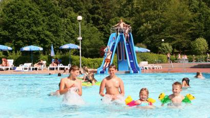 Bild: Sigritz, Marina
Ein Coupon für ermäßigten bzw. freien Eintritt erscheint am 04.08. im Neuen Tag, der Amberger Zeitung sowie der Sulzbach-Rosenberger Zeitung.