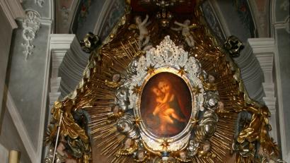 Bild: wro
An „Mariä Himmelfahrt“ wird die Gnadenkapelle mit dem Muttergottesbild wieder zu einem besonderen Andachtsort für viele Pilger.