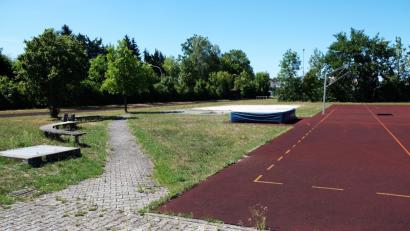 Bild: cv
Für die Sanierung der Schulsportanlage steht eine 90-prozentige Förderung in Aussicht.